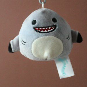 NWT 3.5" Gordon the Shark Squishmallow Clip